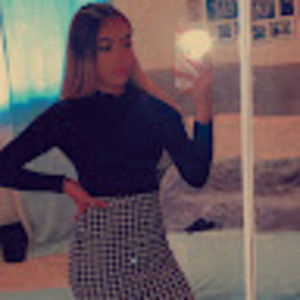 Meet your Posher, Anaela